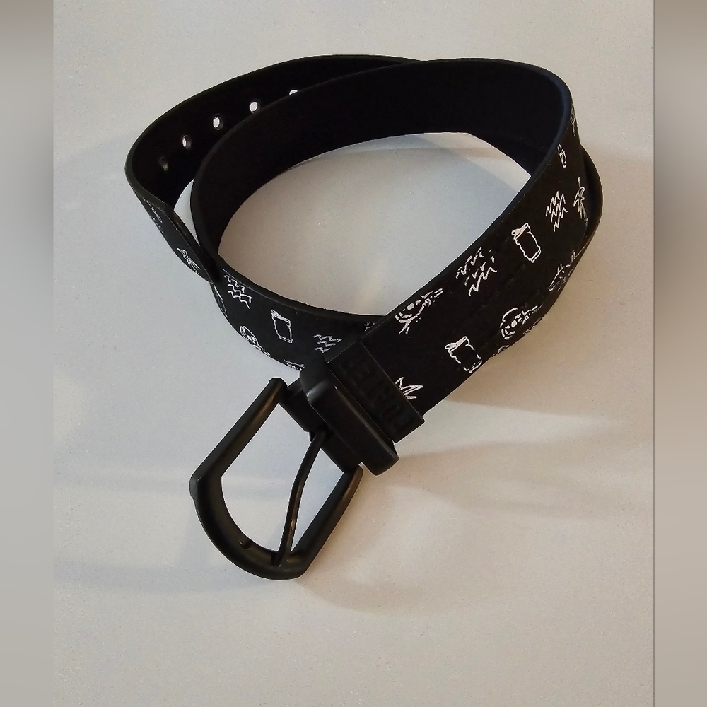 Cuater tropical print belt color black
